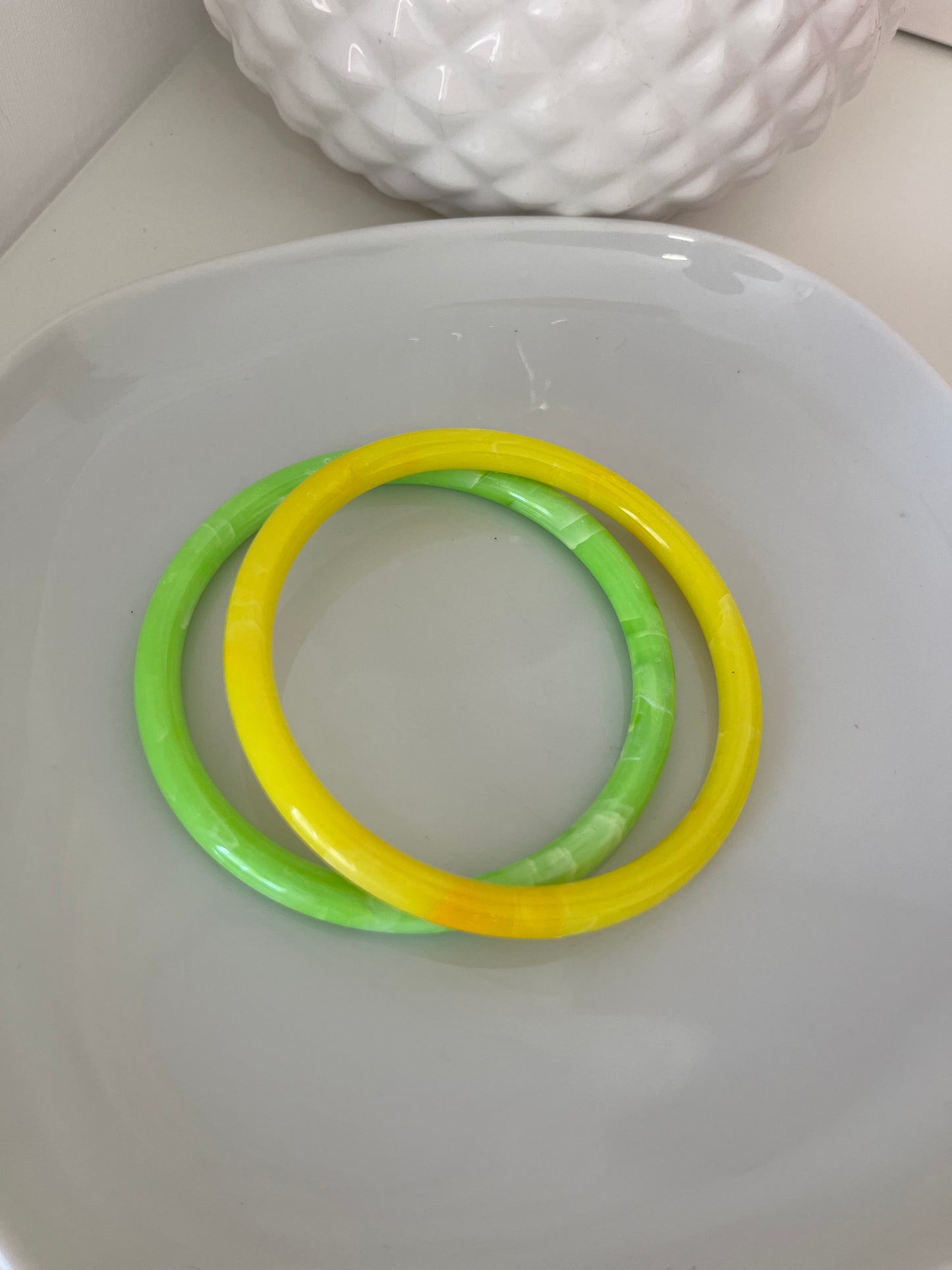 Lot de 2 joncs Saly tons fluo
