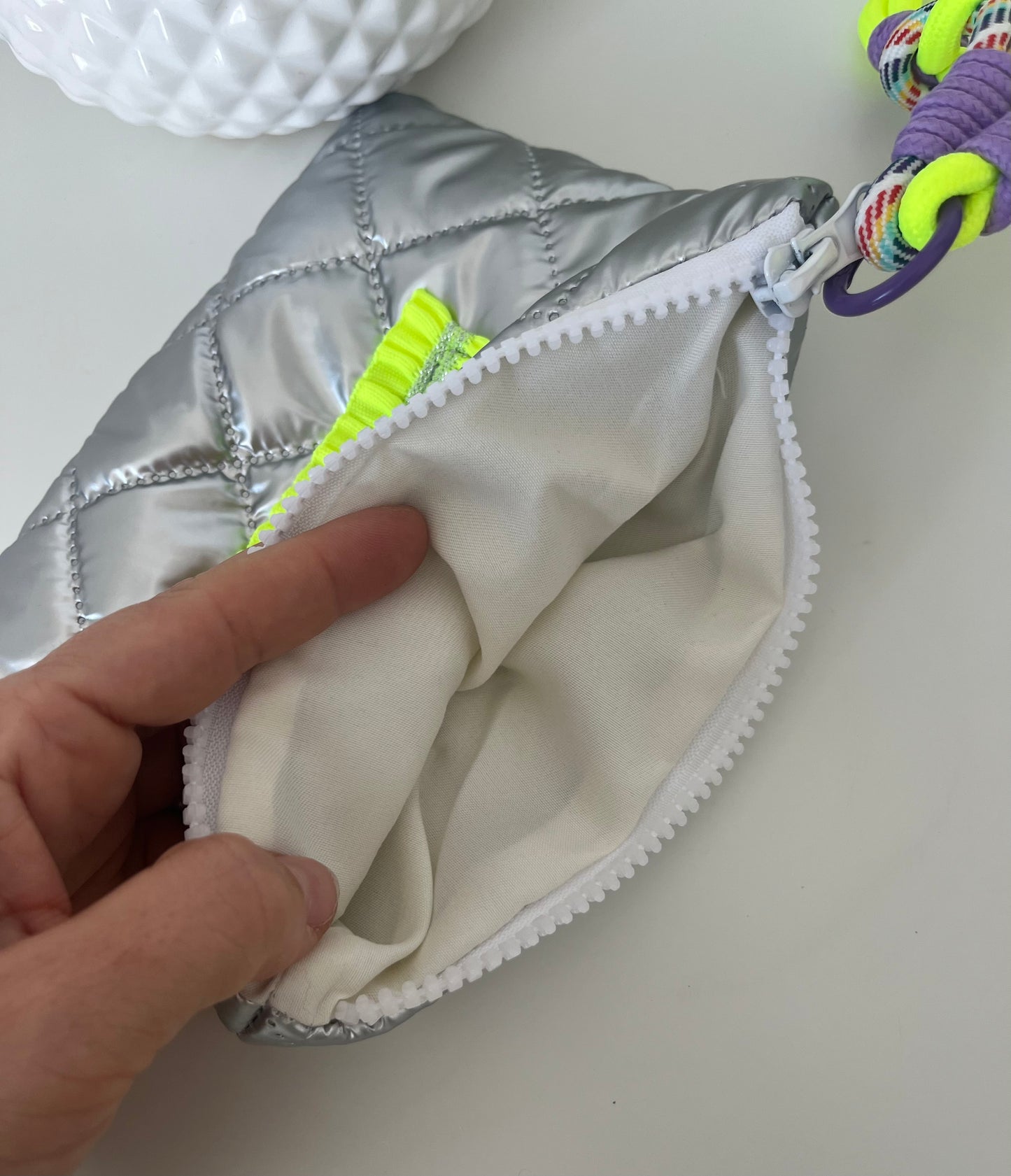Trousse Fantasia jaune fluo