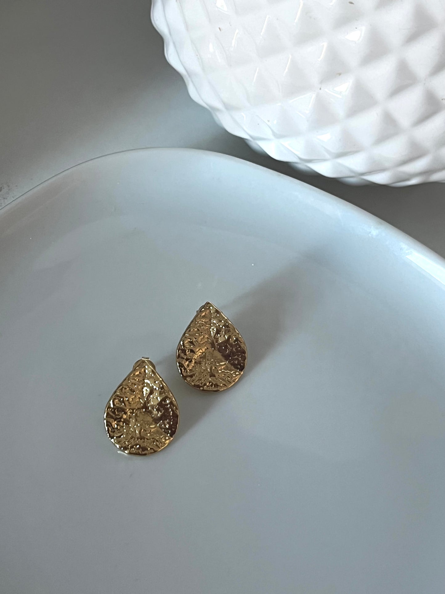 Boucles d’oreilles gouttes martelées