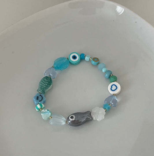 Bracelet blue fish