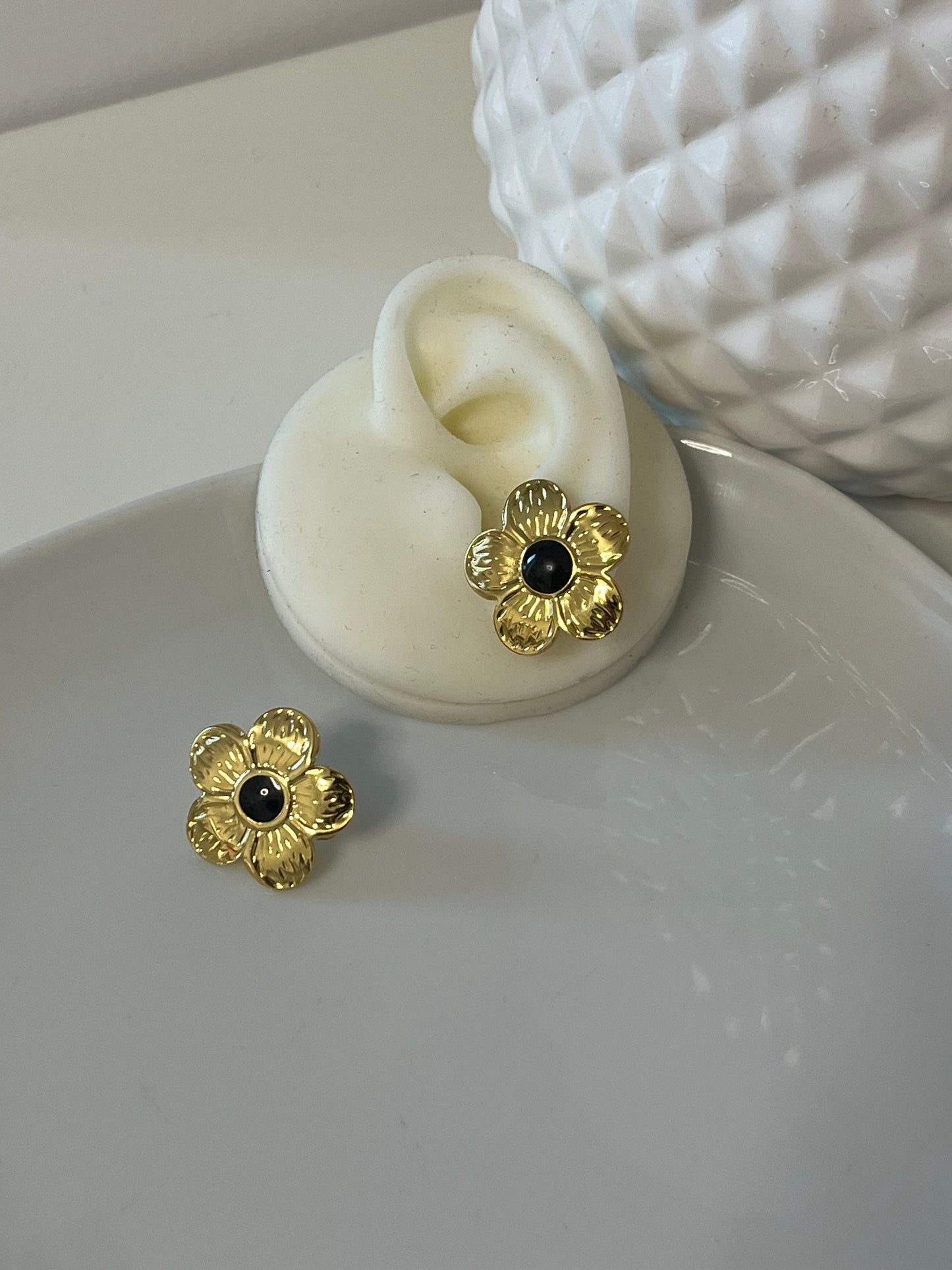 Boucles clous  EMMA